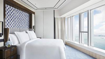 Superior Harbour-View Suite