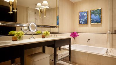 Encore Room - Panoramic View