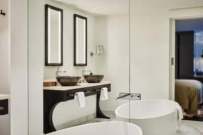 Sir Suite