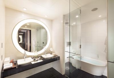King Executive Suite Bay View
