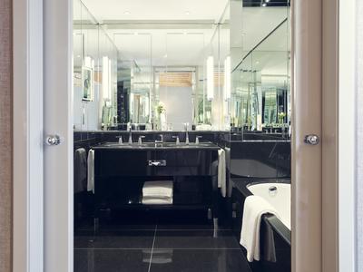 Junior Suite South