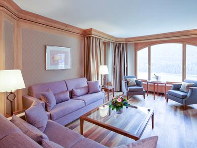 1 Bedroom Suite