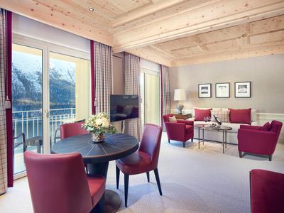 Deluxe Junior Suite Lakeside South