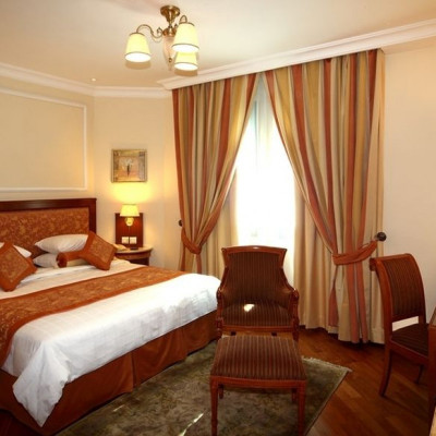 Madina Oberoi image