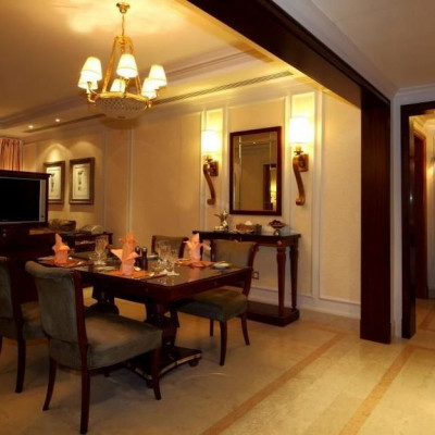Madina Oberoi image