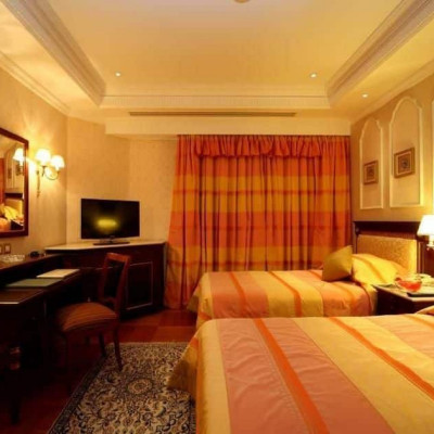 Madina Oberoi image