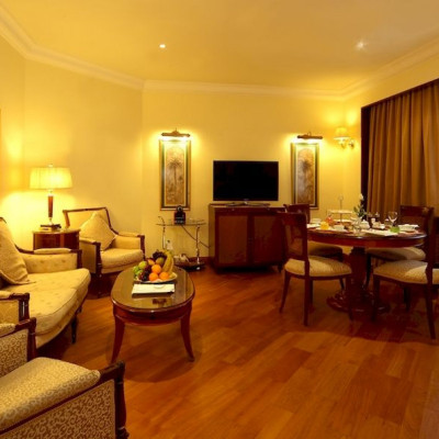 Madina Oberoi image