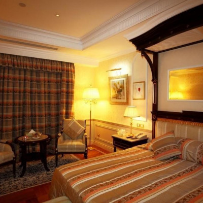 Madina Oberoi image