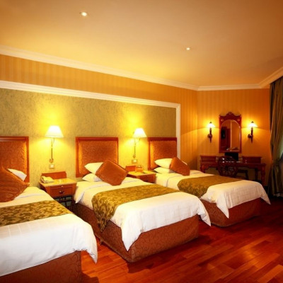 Madina Oberoi image