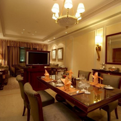 Madina Oberoi image