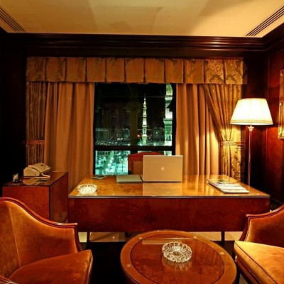 Madina Oberoi image