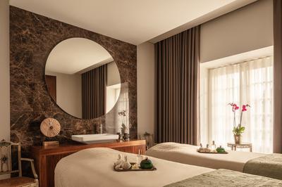Spa - Tivoli_Palacio_de_Seteais_Spa_Treatment_Room_Royal_Figtree_Main_0847-HDR