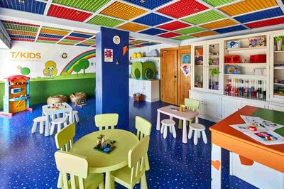 Kids Club