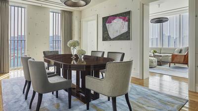Premier Four Seasons Executive Suite