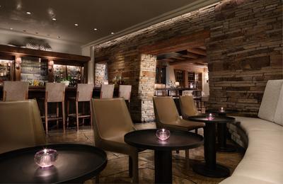 Anasazi Bar and Lounge