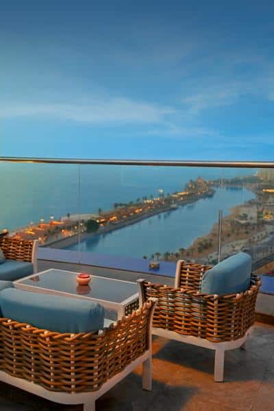 Sky Lounge