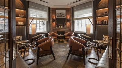 Ten Trinity Square Private Club - Cigar Shop & Lounge