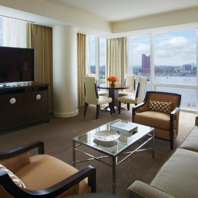 Four Seasons Hotel Baltimore image