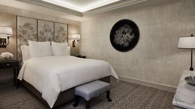 Four Seasons Executive Suite - Garden View