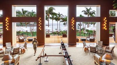 Lobby Bar