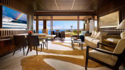 Penthouse Prime Oceanfront Suite