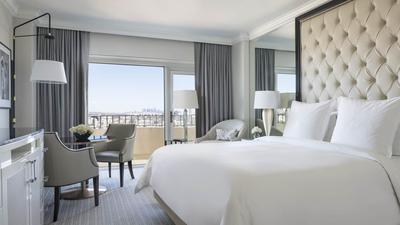 Deluxe Balcony Room