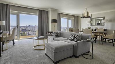 Grand Dohney Suite