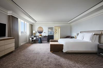 3-Bedroom Penthouse Suite