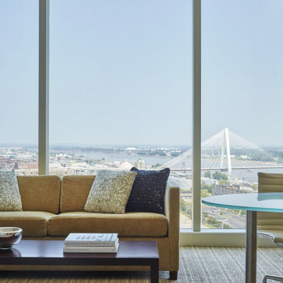 Four Seasons Hotel St. Louis image