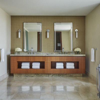 Four Seasons Hotel St. Louis image