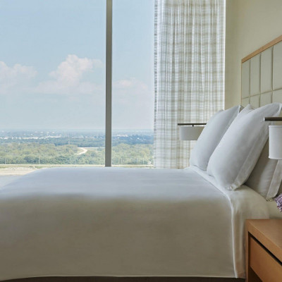 Four Seasons Hotel St. Louis image