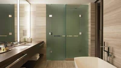 1-Bedroom Premiere Suite