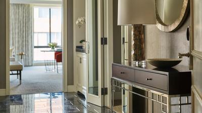 Grand Premier Room