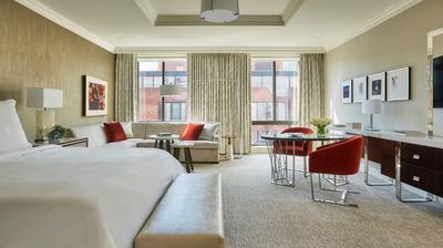 Grand Premier Room