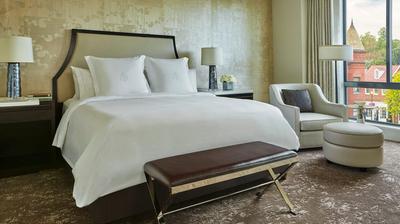 Georgetown One-Bedroom Suite