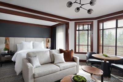 Deluxe Room King