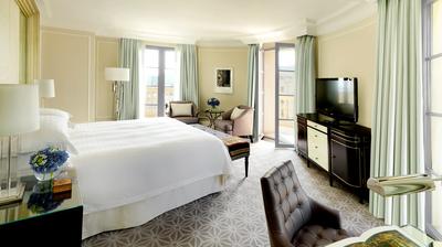 Premier Room