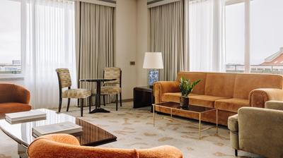 Four Seasons 1-Bedroom Suite