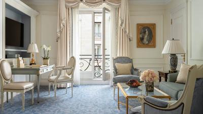 Four Seasons Suite