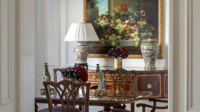 English Suite