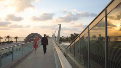 Walkpath to Planetarium