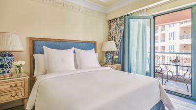 2-Bedroom Deluxe Suite