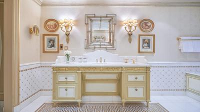 Royal Suite