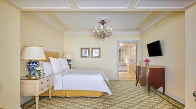 2-Bedroom Deluxe Suite