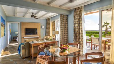 1-Bedroom Beach Premium Suite