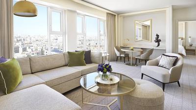 Four Seasons Executive Suite