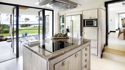 Four-Bedroom Premium Private Retreat