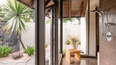 Island Garden Pool Villa