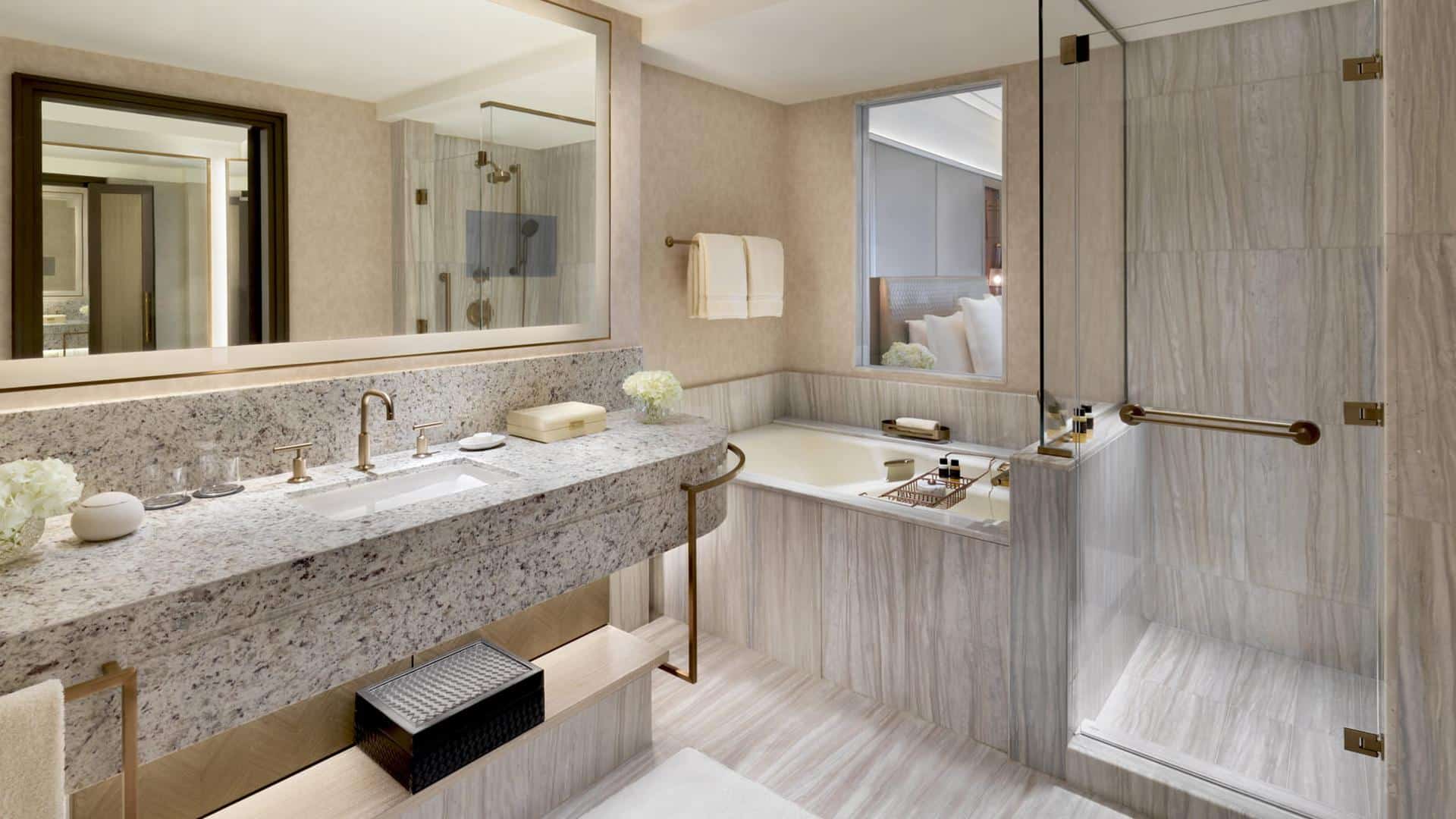 Four Seasons Hotel Riyadh At Kingdom Center