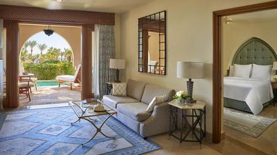 One Bedroom Suite with Plunge Pool